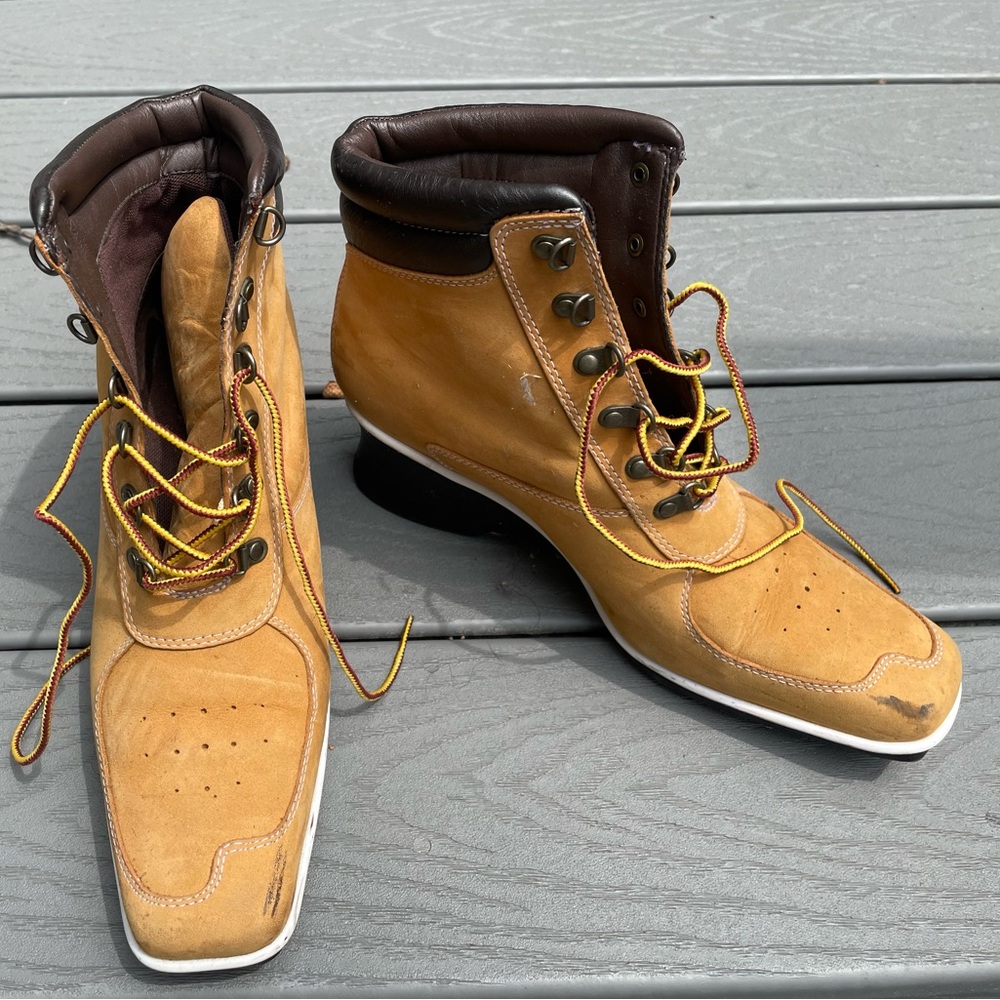 Timberland Women’s Boots 9.5 Medium